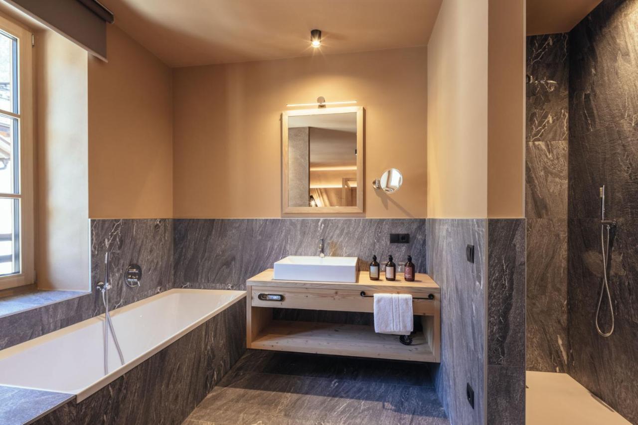 Tirolerhof Hotel San Leonardo in Passiria Luaran gambar