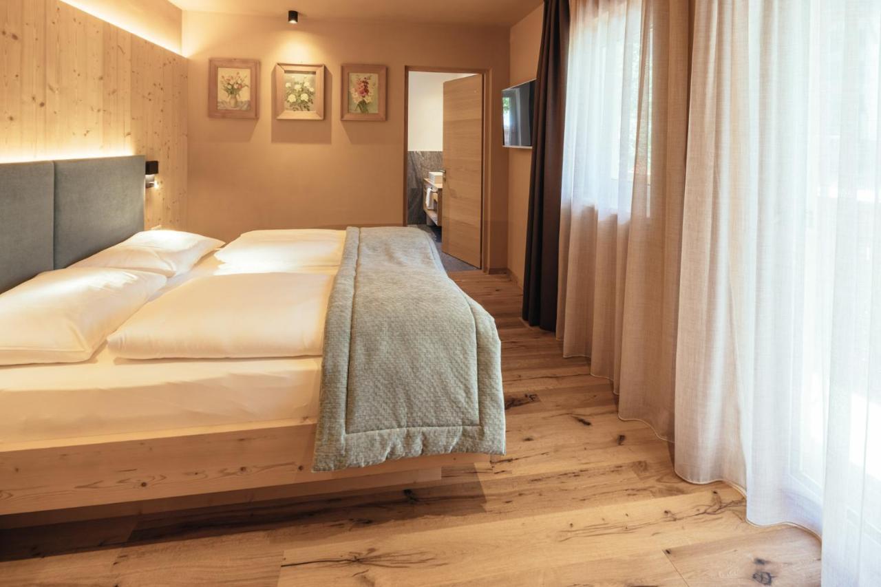 Tirolerhof Hotel San Leonardo in Passiria Luaran gambar